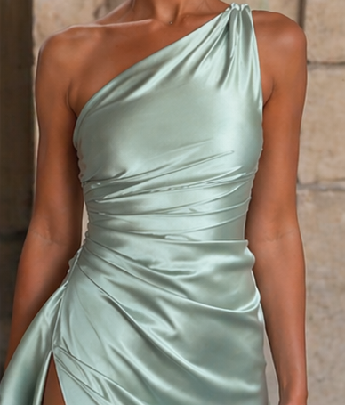 Fontaine™ | Angélique – Robe midi satinée dos nu vert sauge