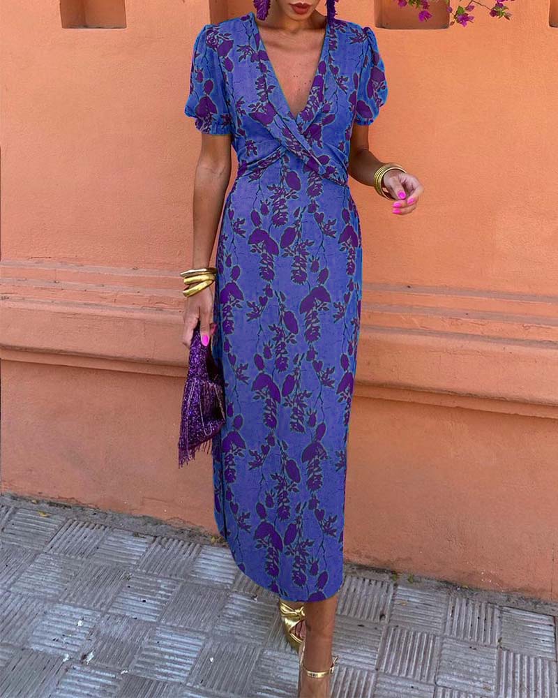 Abigail™ Chic Leaf Print V-Neck Dress