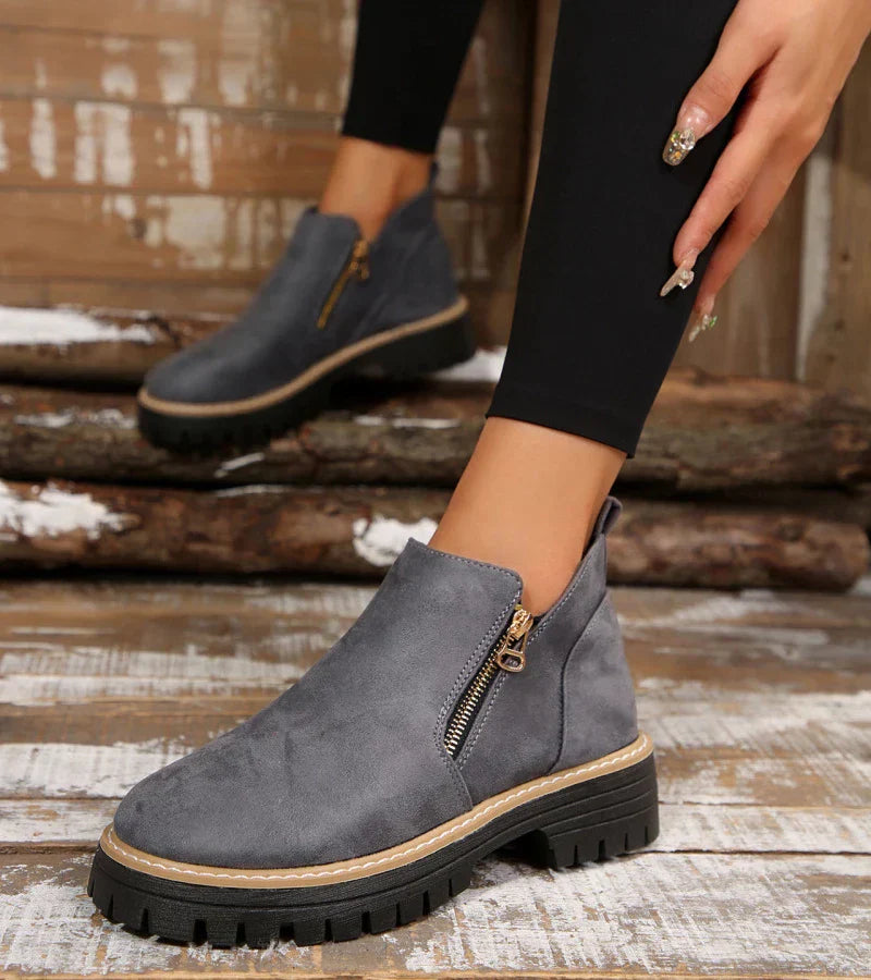 Alessia - Women's Ankle Boots