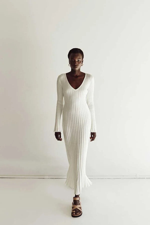 Demi™  V-neck midi dress with sleeves