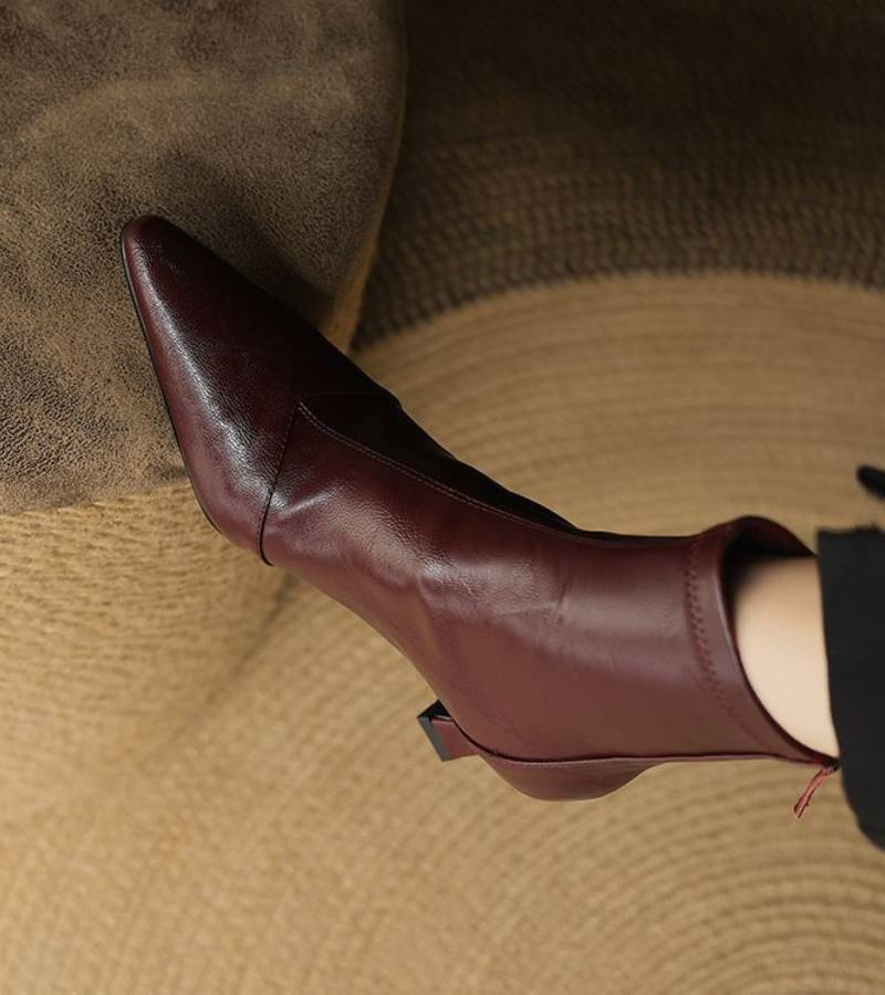 FONTAINE | Bottines en cuir à talon élégant