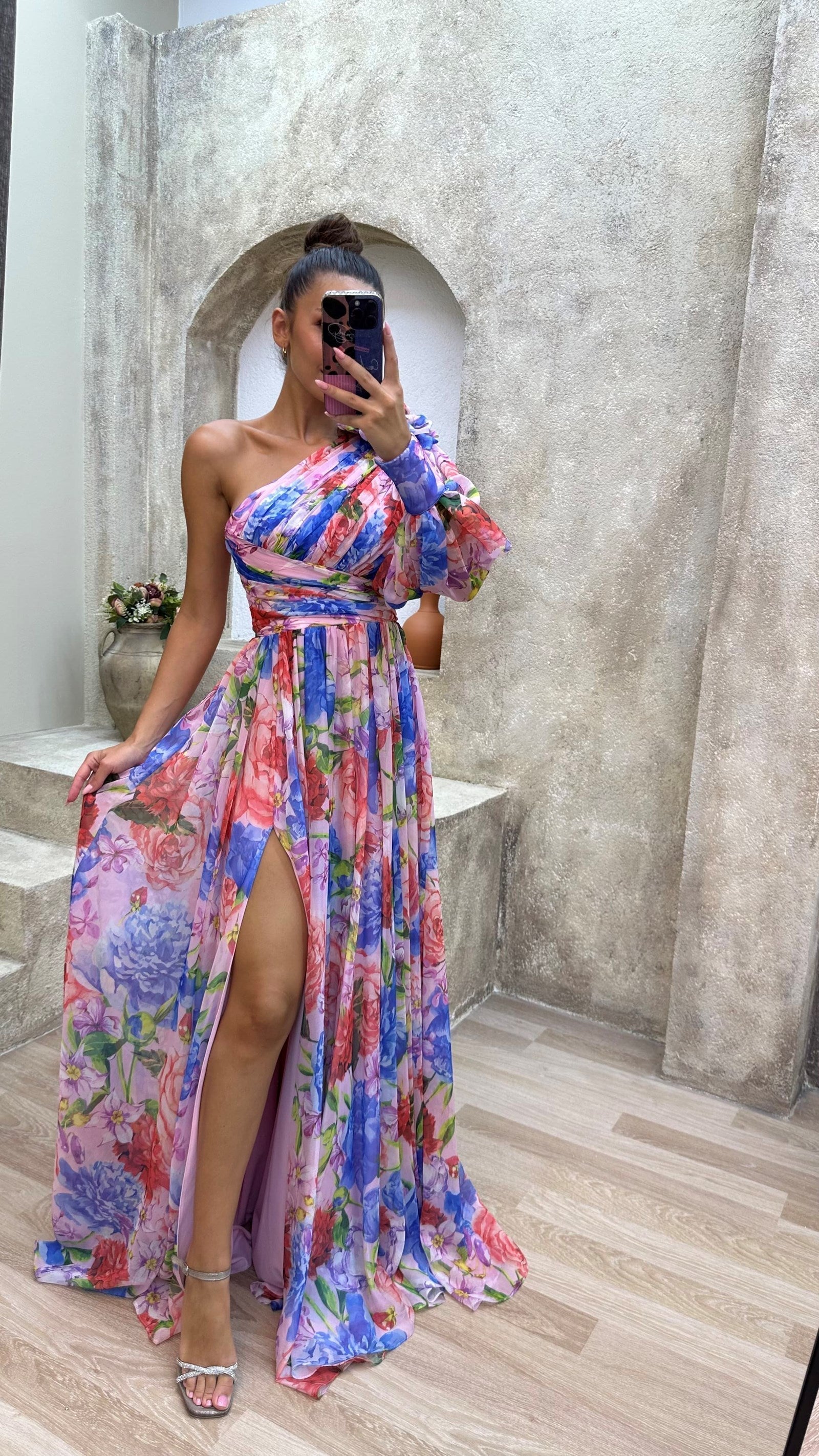 Alicia™ | Stunning Flowing Gown