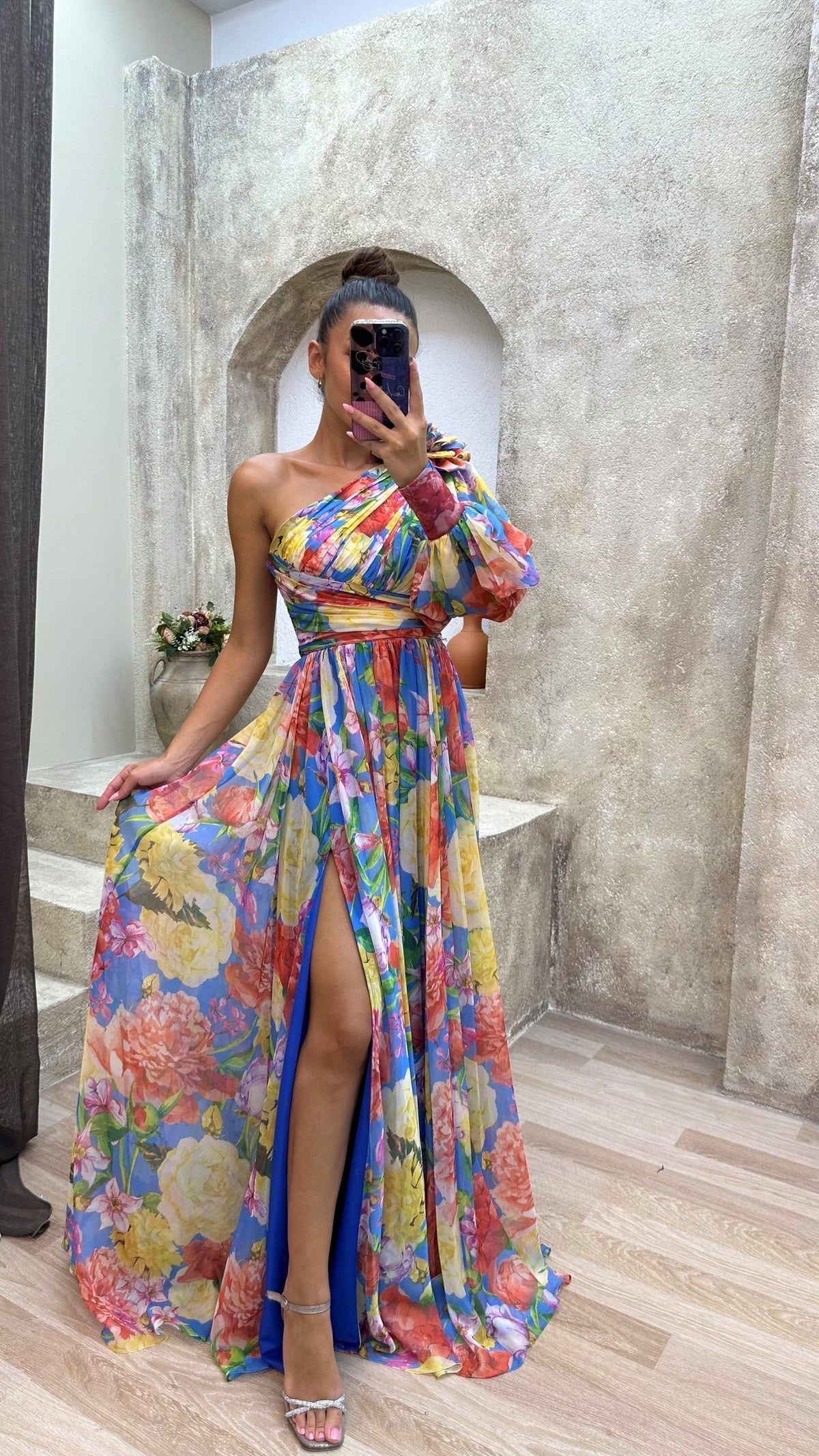 Alicia™ | Stunning Flowing Gown