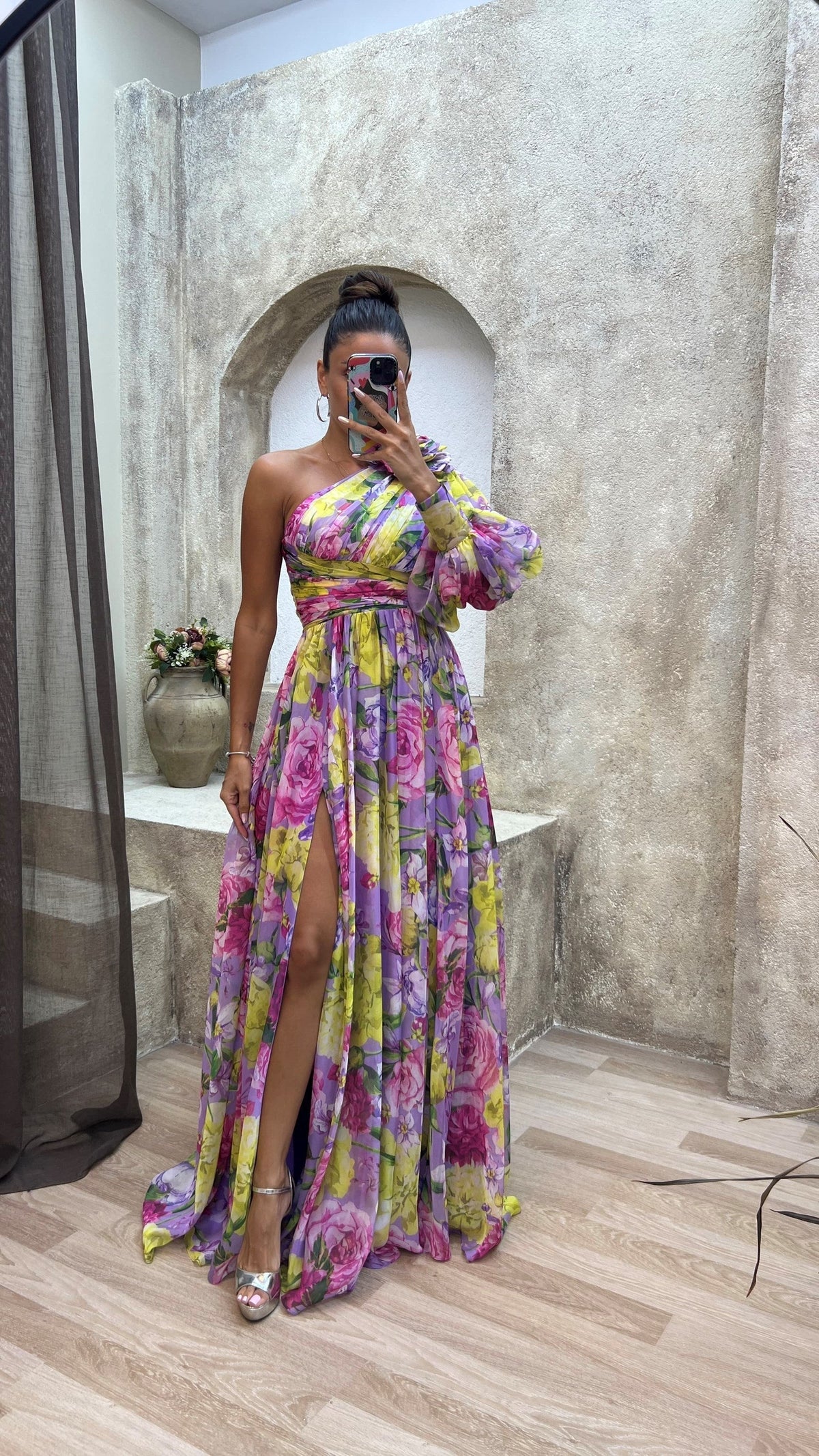 Alicia™ | Stunning Flowing Gown