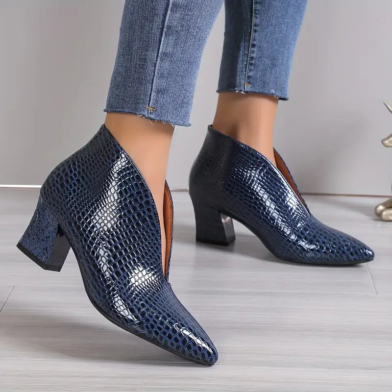 Iris™ Women's Pointed-Heeled Boots