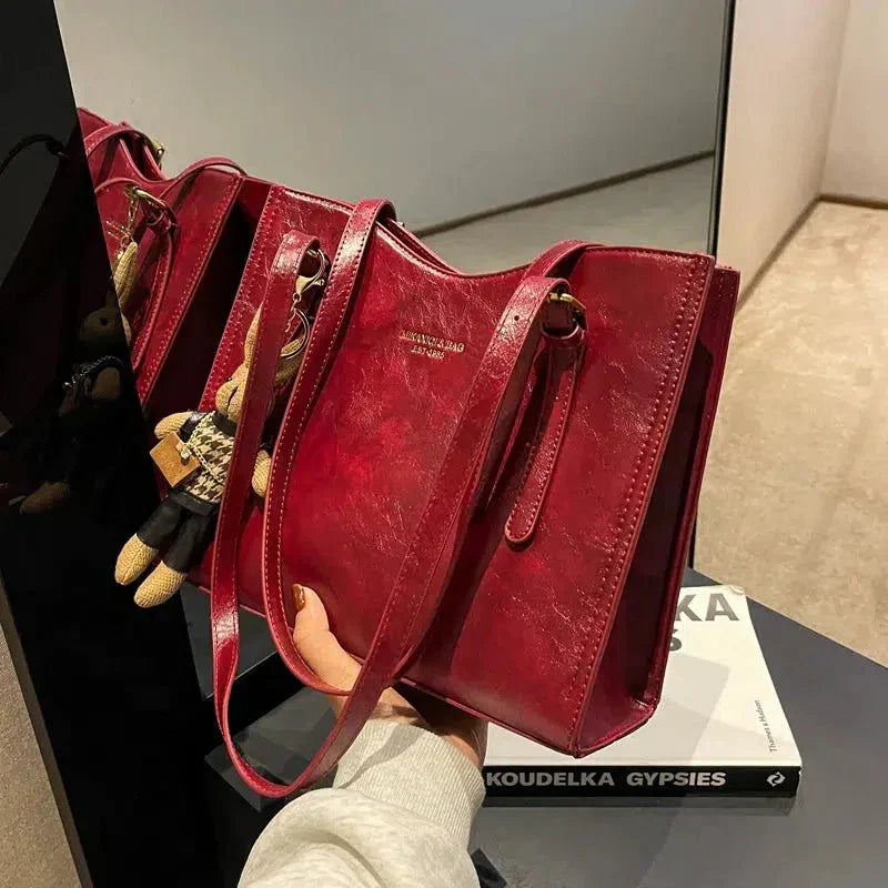 Fontaine™ | Nora – Sac à main compact et élégant