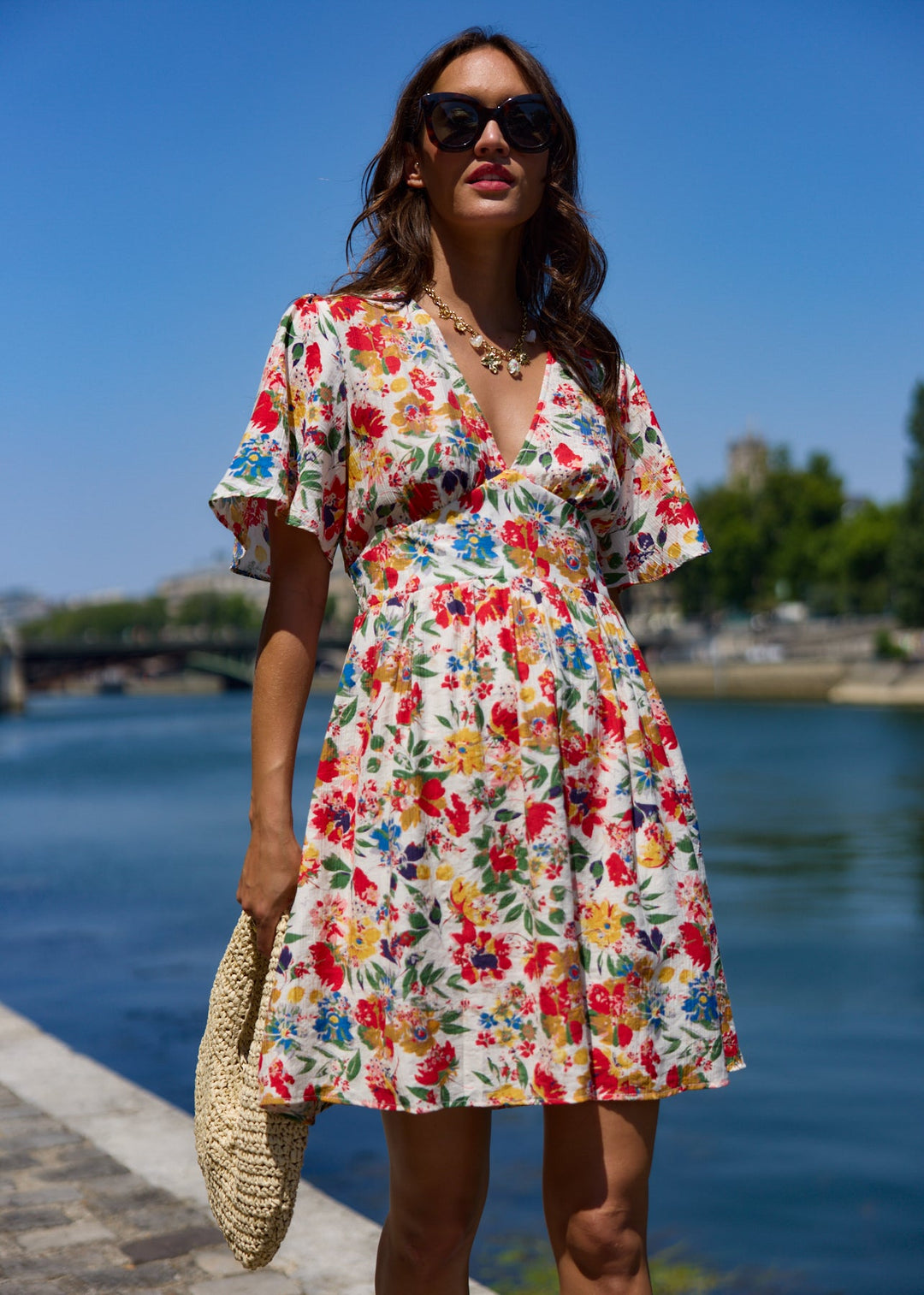 Fontaine™ | Sirine – Robe féminine aux lignes délicates