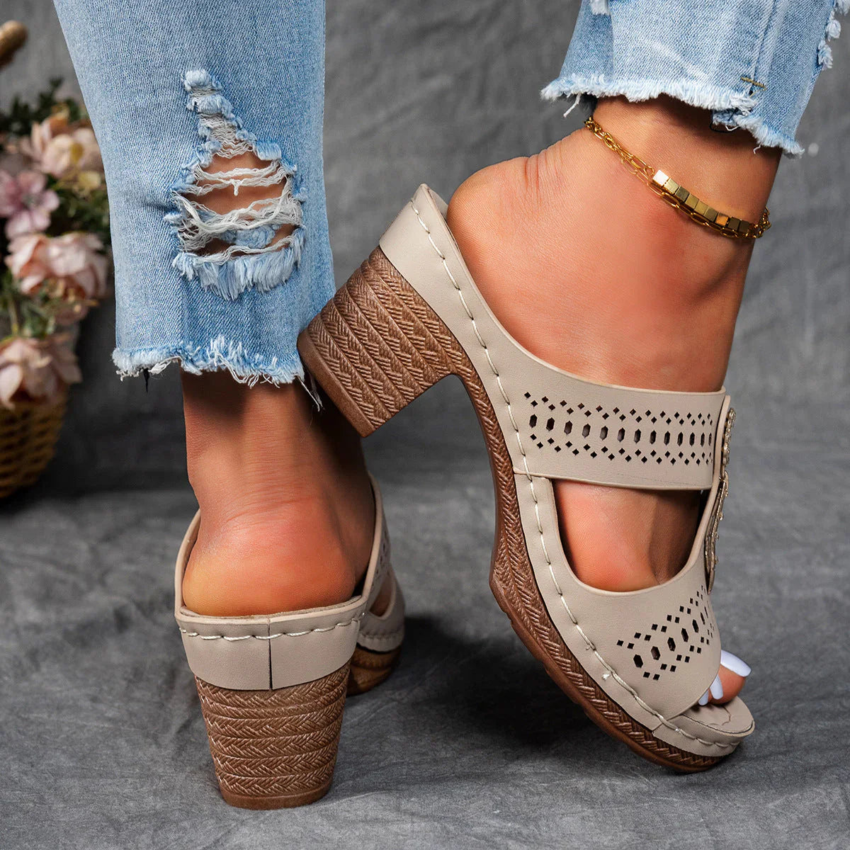 Zariah™ Orthopedic Heel Sandals