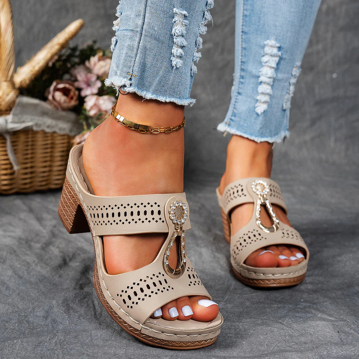 Zariah™ Orthopedic Heel Sandals
