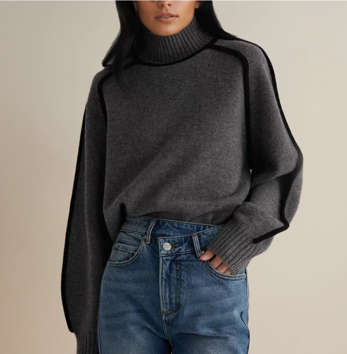 Ivory™ | Contrast Trim Turtleneck Knit Sweater