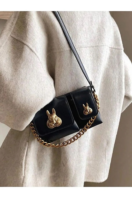 Fontaine™ | Suzon – Sac baguette noir à breloque écureuil
