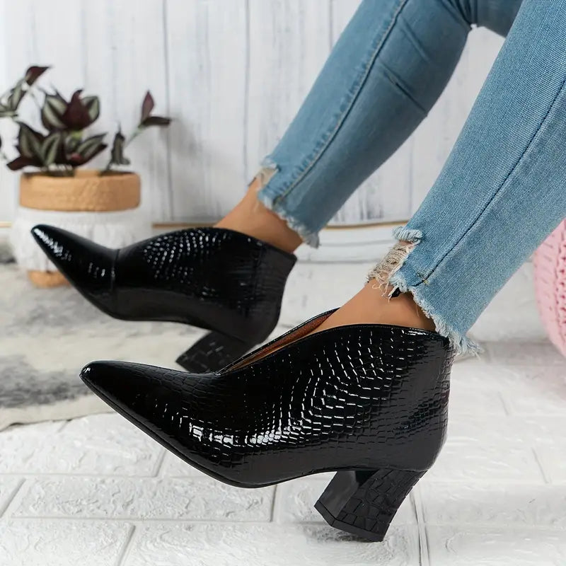 Iris™ Women's Pointed-Heeled Boots