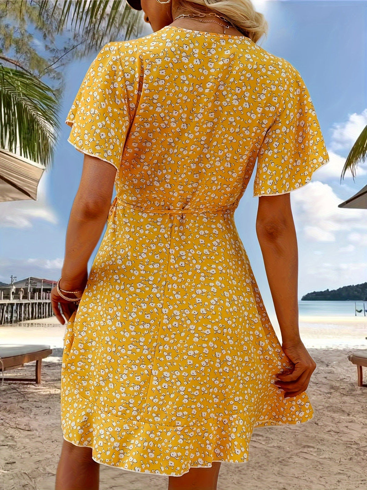 Modern™ Amy Floral Print V-neck Dress