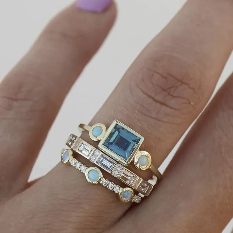 Emilie™ Vintage Blue Crystal Ring